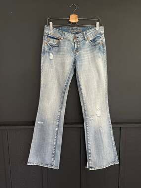 Vintage American Eagle Super Low Rise Skinny Flare Antique Bleach Wash Size 6